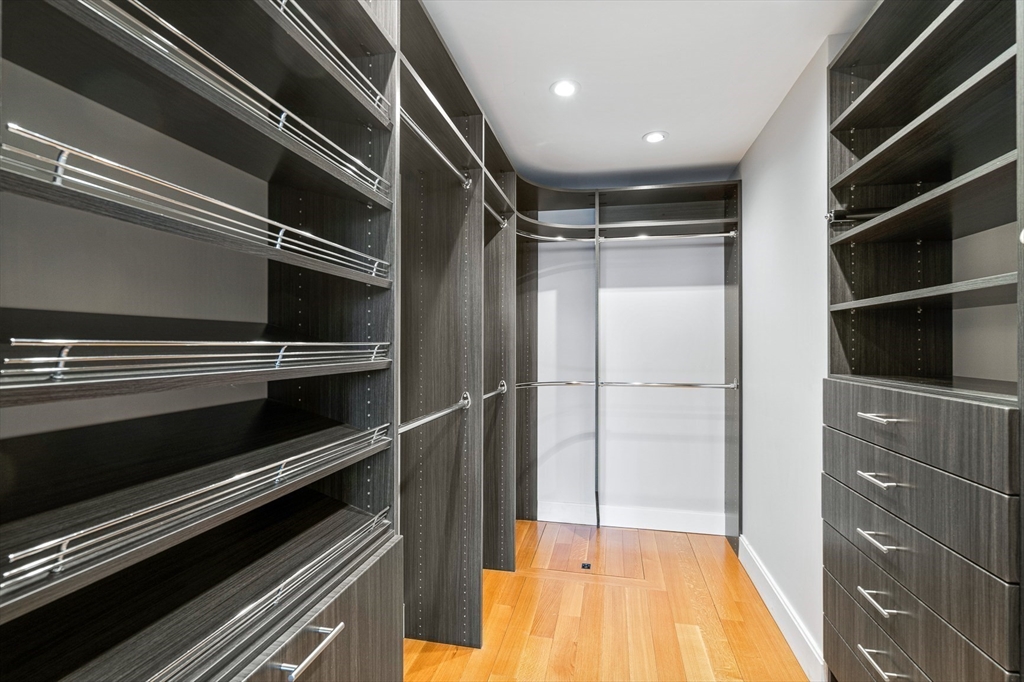 63 Atlantic Ave # 9B