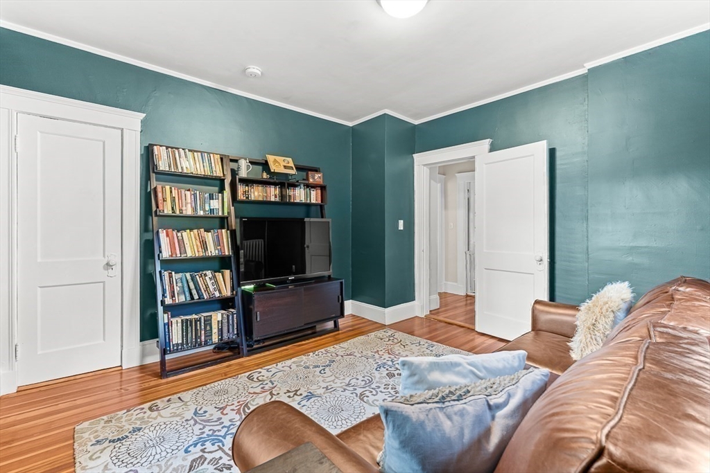 55 Redlands Road