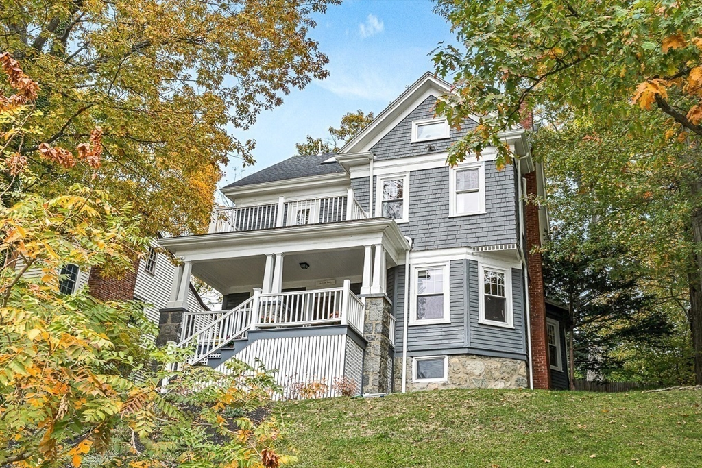 55 Redlands Road