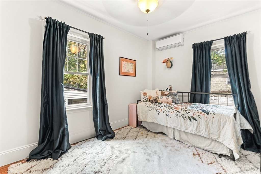 55 Redlands Road