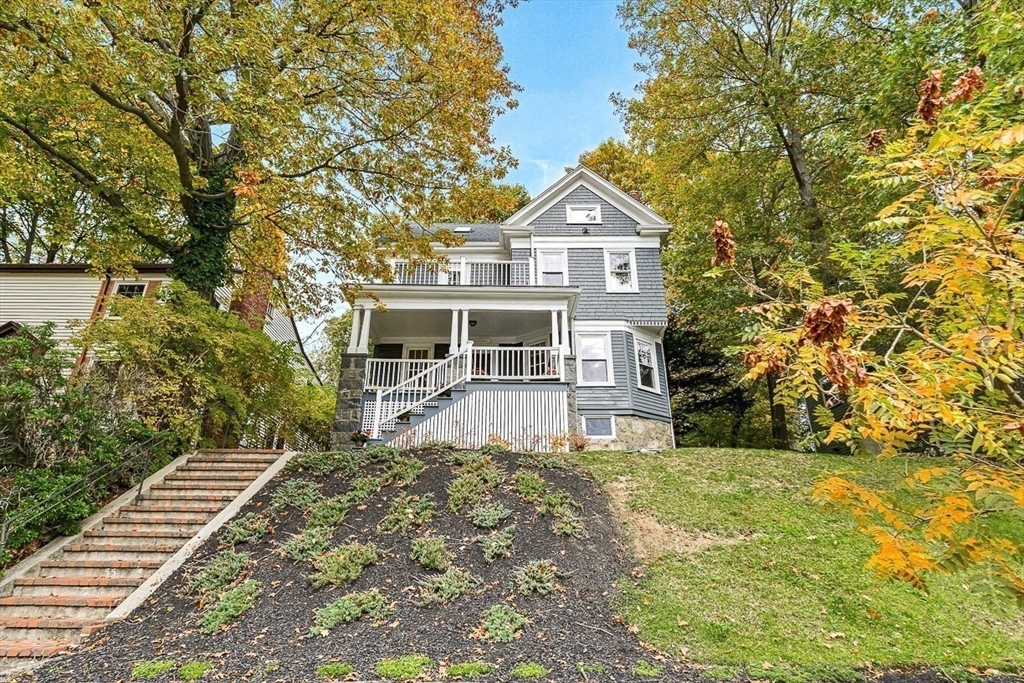 55 Redlands Road