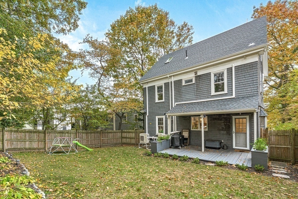 55 Redlands Road
