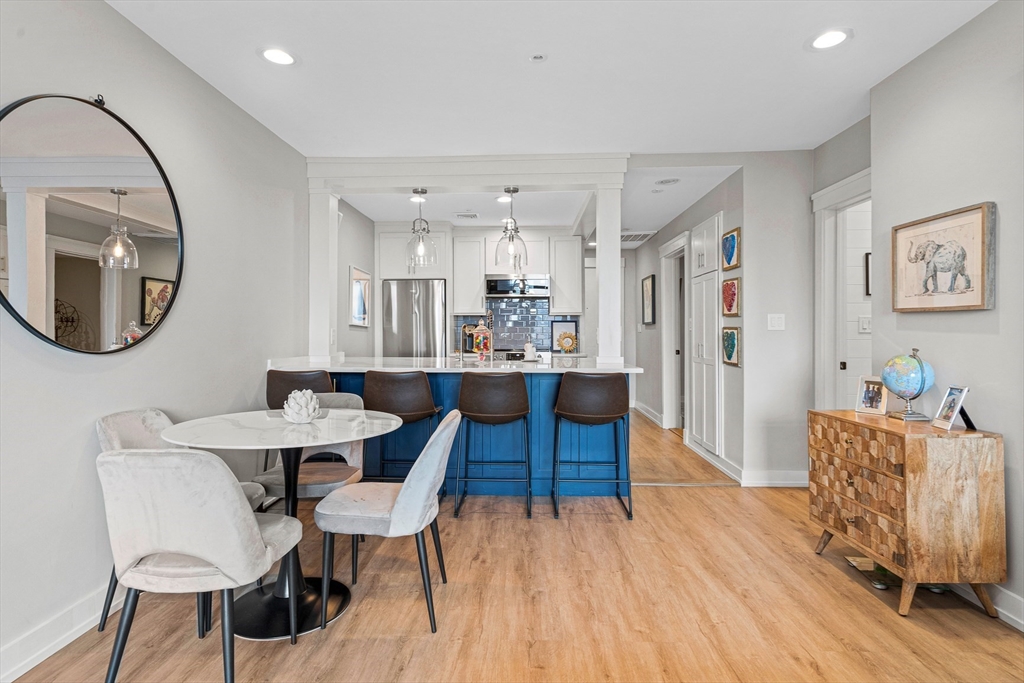 300 Commercial St # 709