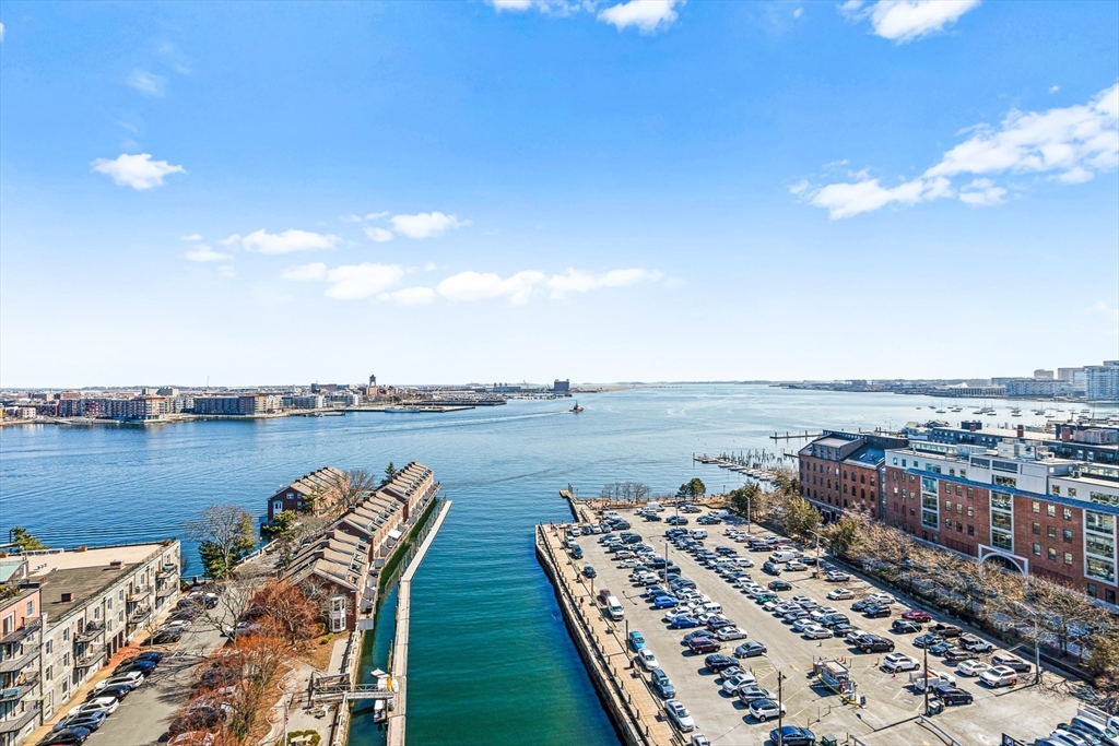 300 Commercial St # 709