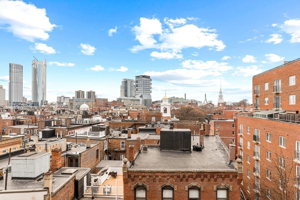 300 Commercial St # 709