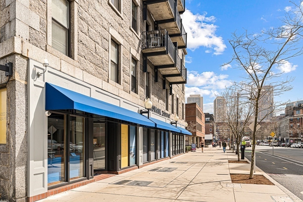 28 Atlantic Ave # 314