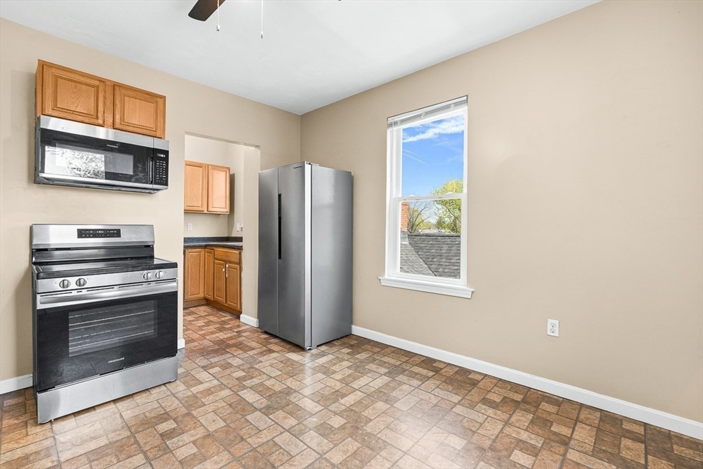 18 St. Clair Street # 3