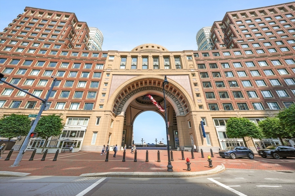 10 Rowes Wharf # 1201