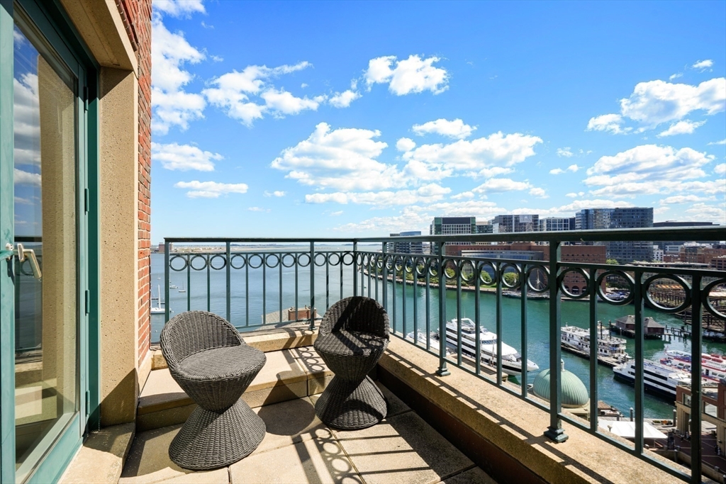 10 Rowes Wharf # 1201