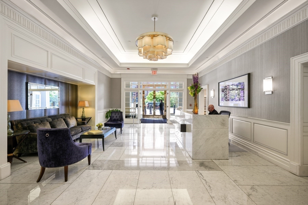 10 Rowes Wharf # 1201