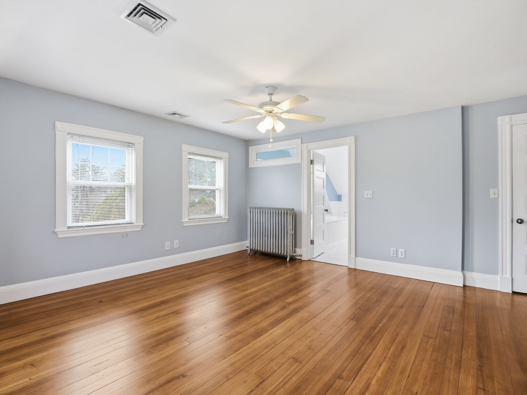 37 Pomfret St