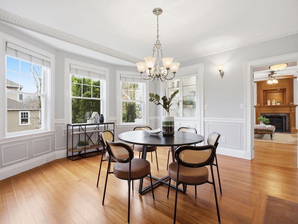 37 Pomfret St