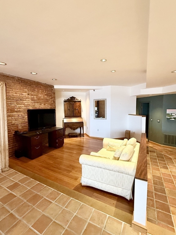 120 Fulton Street # D Unit: 5 C & D