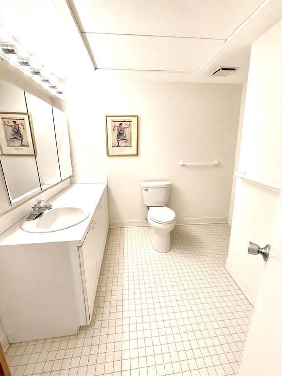 120 Fulton Street # D Unit: 5 C & D