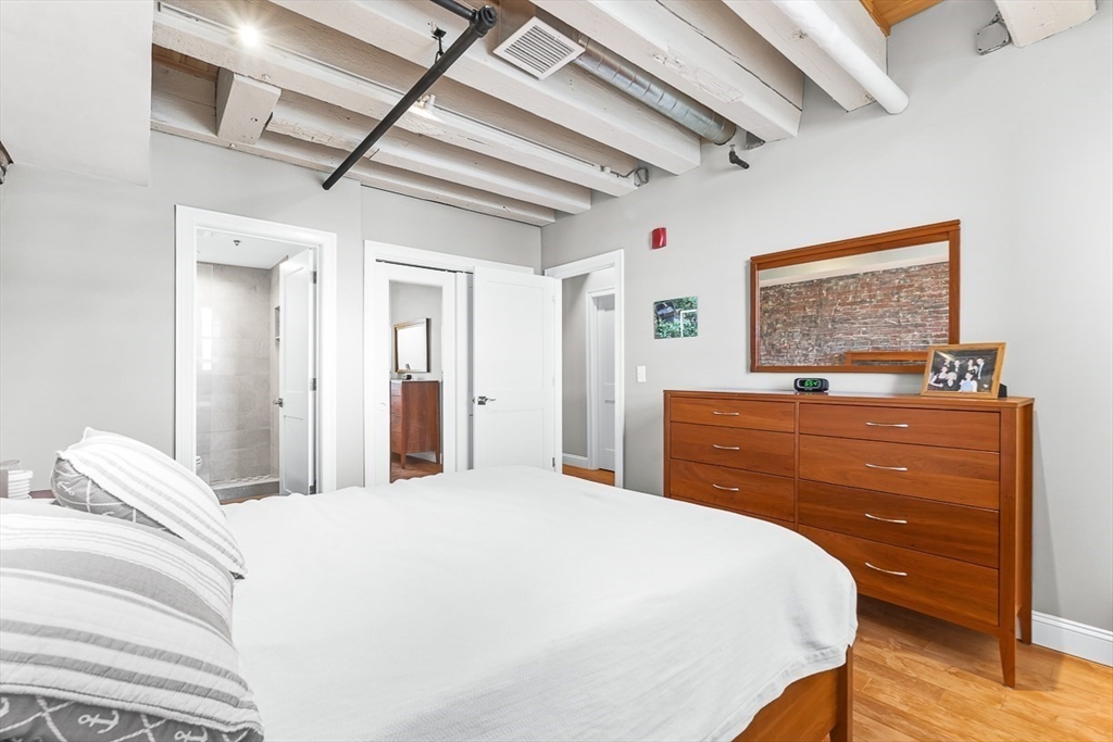 56 Commercial Wharf # 56