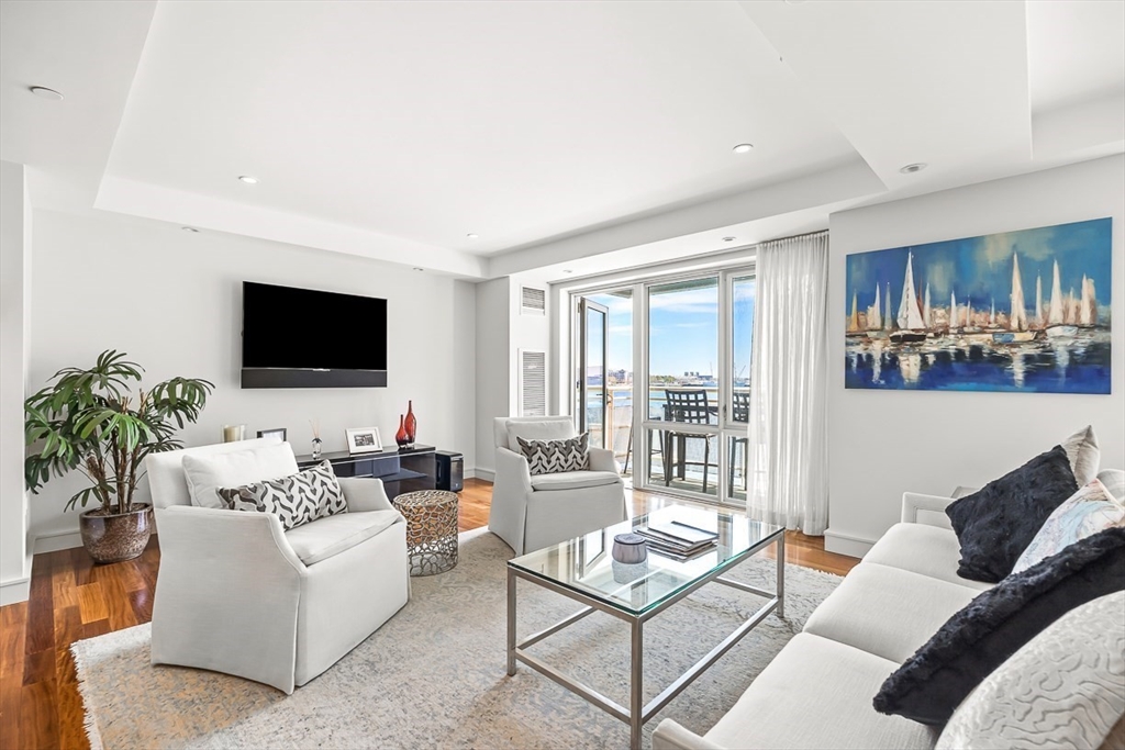 3 Battery Wharf # 3310