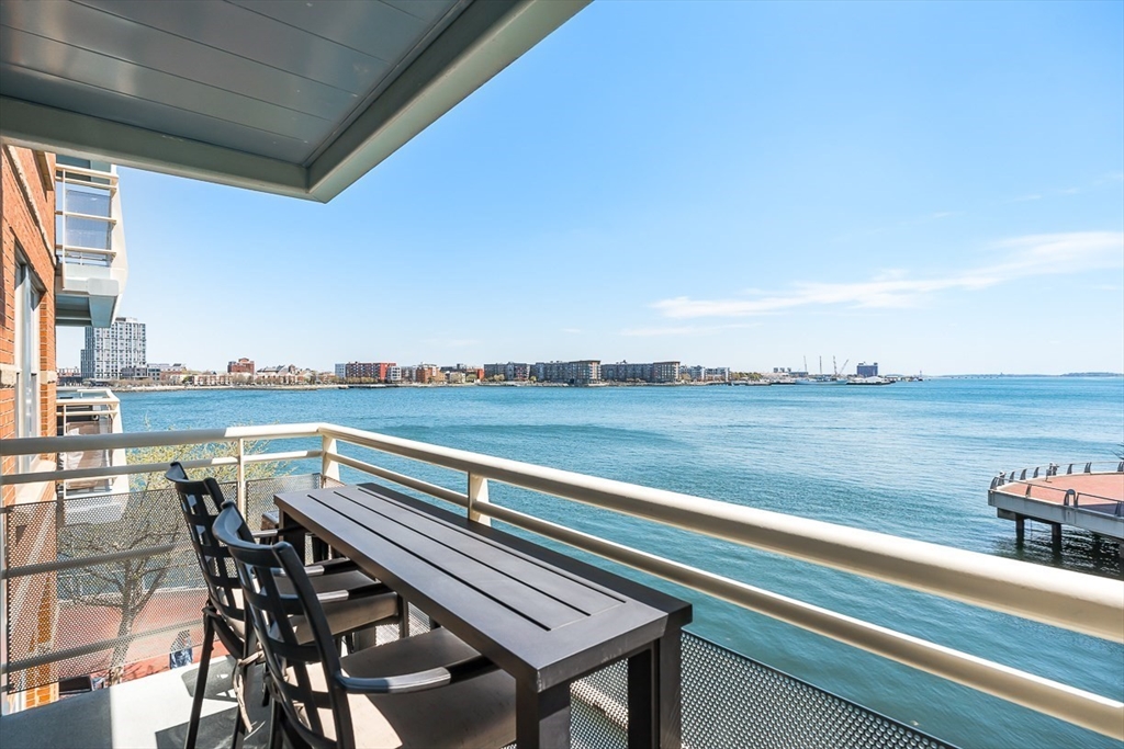 3 Battery Wharf # 3310