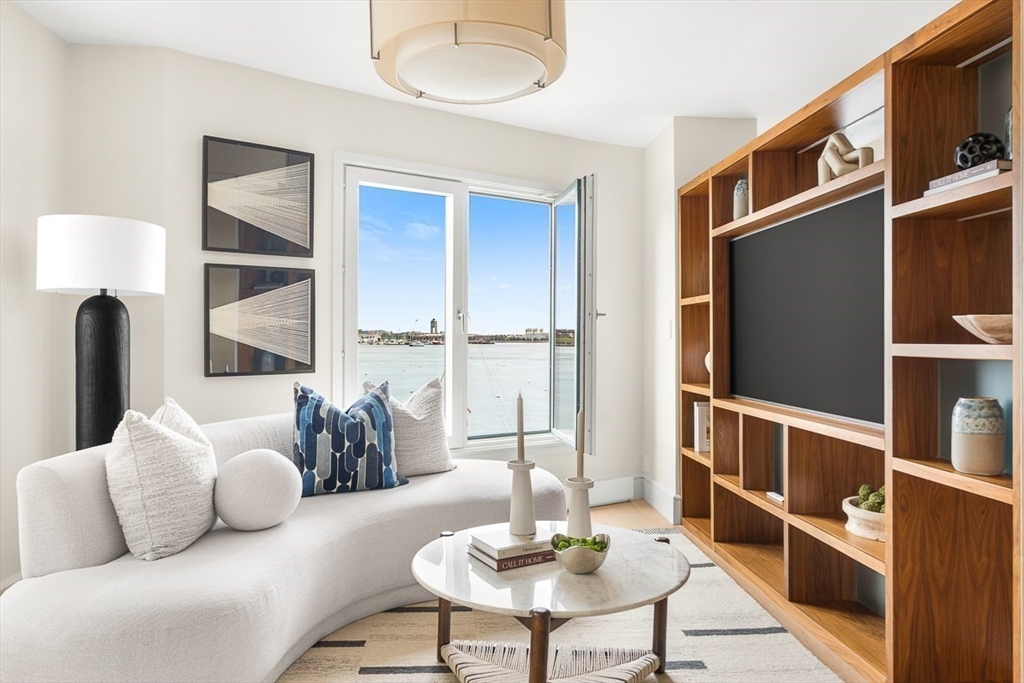 20 Rowes Wharf # 309