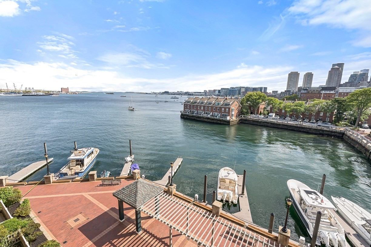 40 Battery St # 306