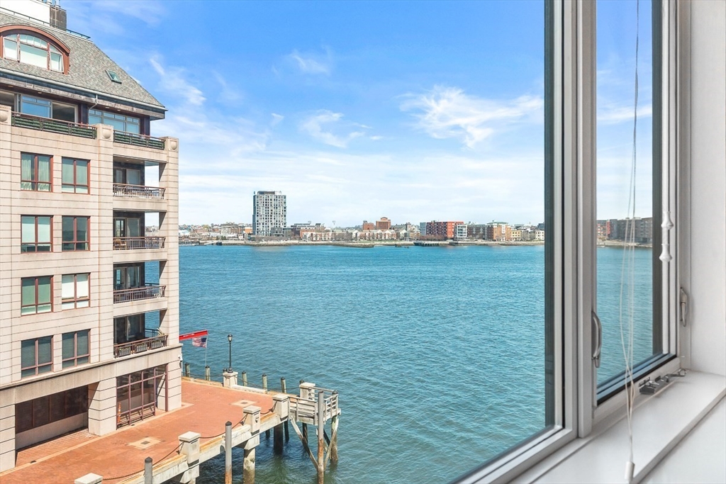 40 Battery St # 306