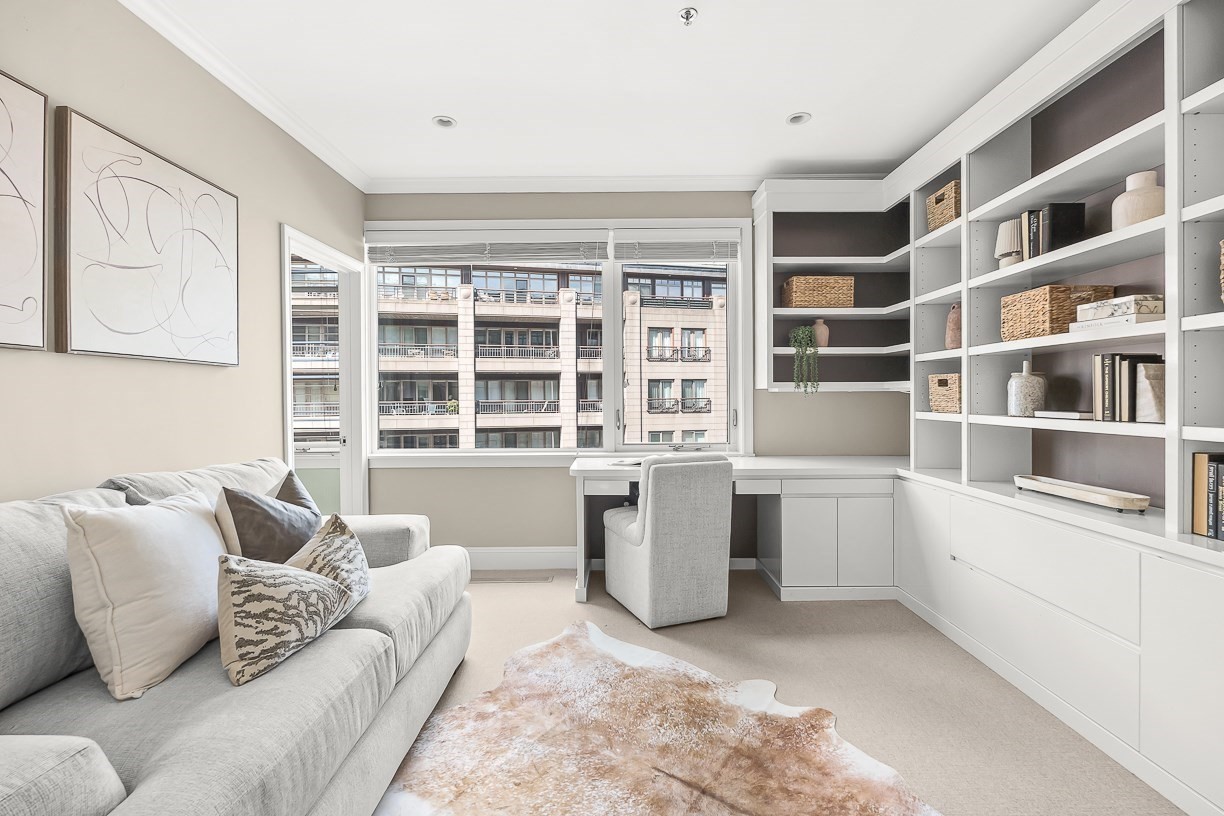 40 Battery St # 306