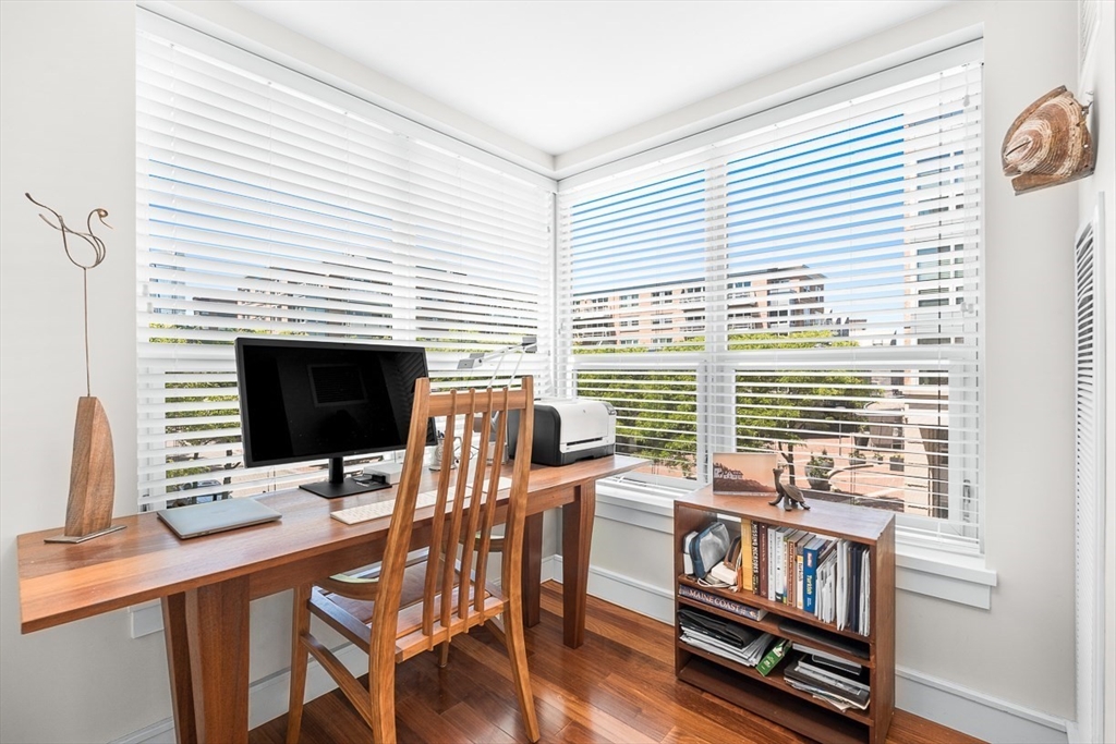 4 Battery Wharf # 4302