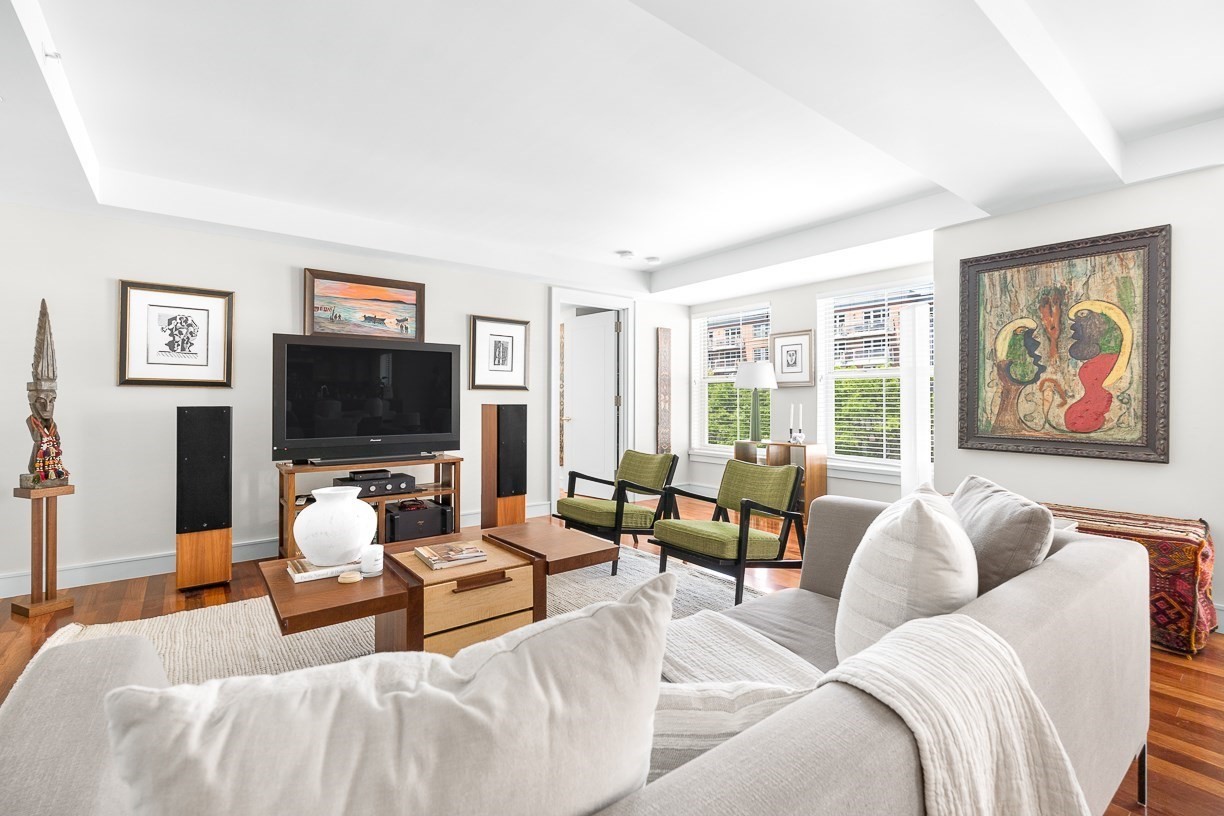 4 Battery Wharf # 4302