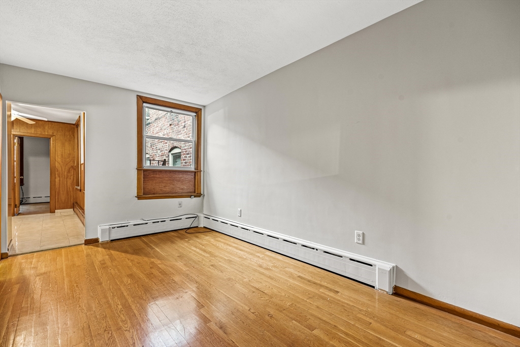 97 Prince St # 3
