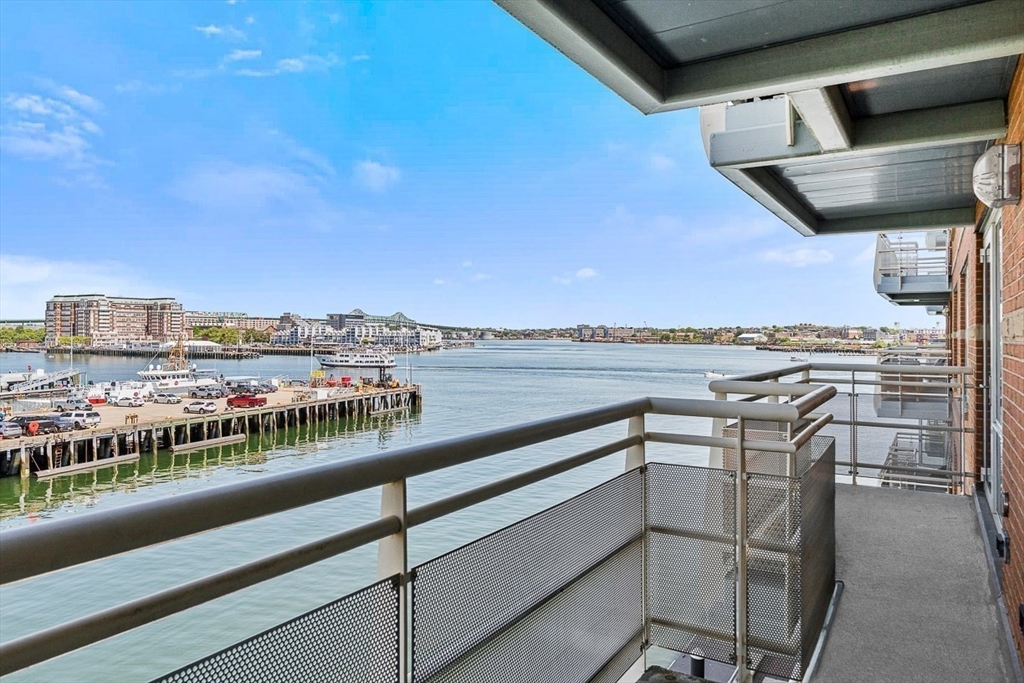 3 Battery Wharf # 3407