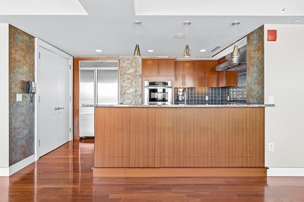 3 Battery Wharf # 3407