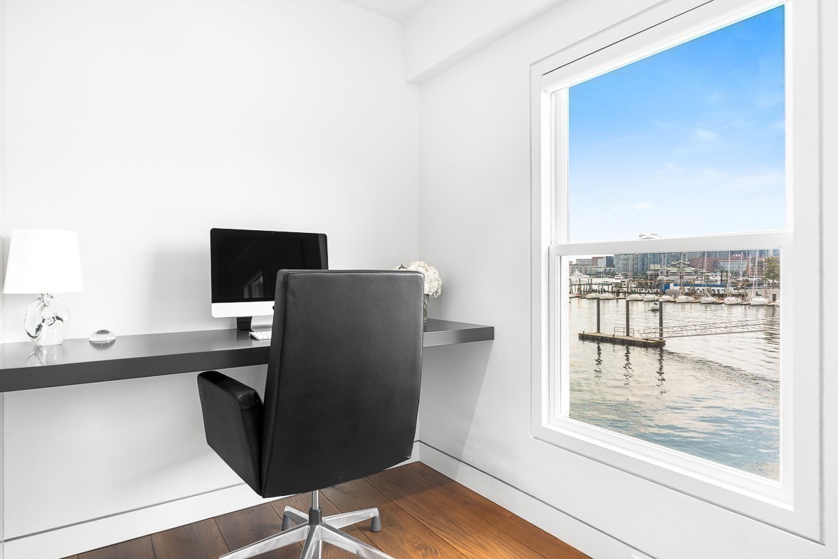 15 Union Wharf # 15