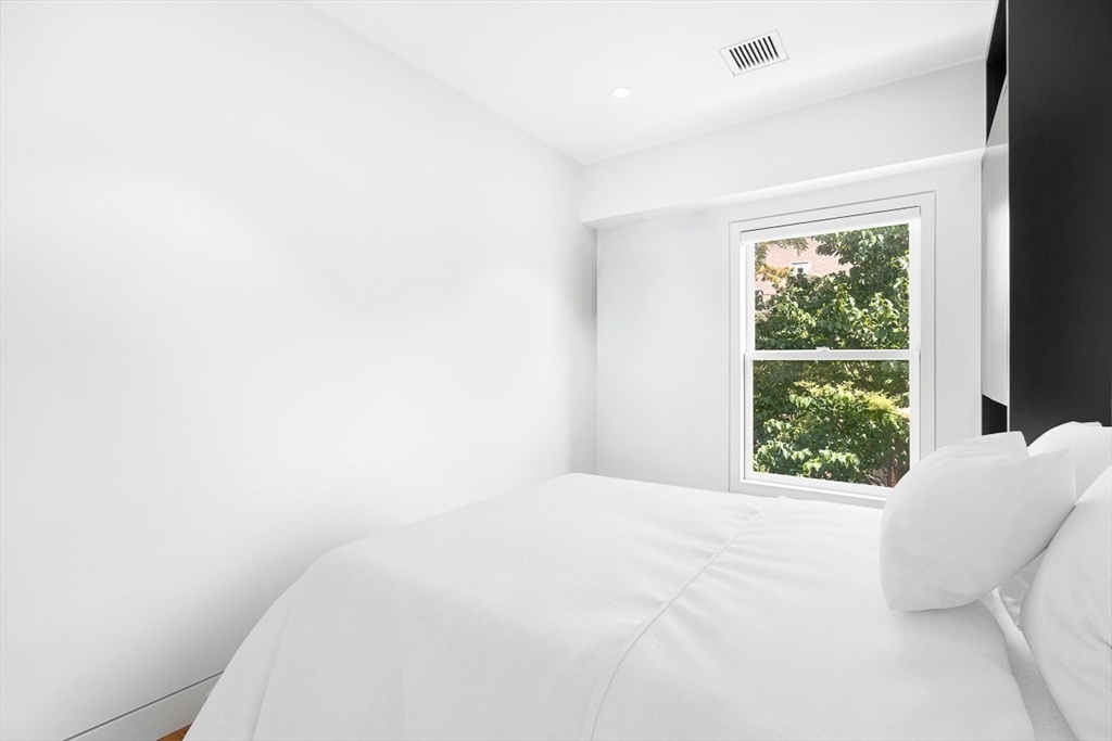15 Union Wharf # 15