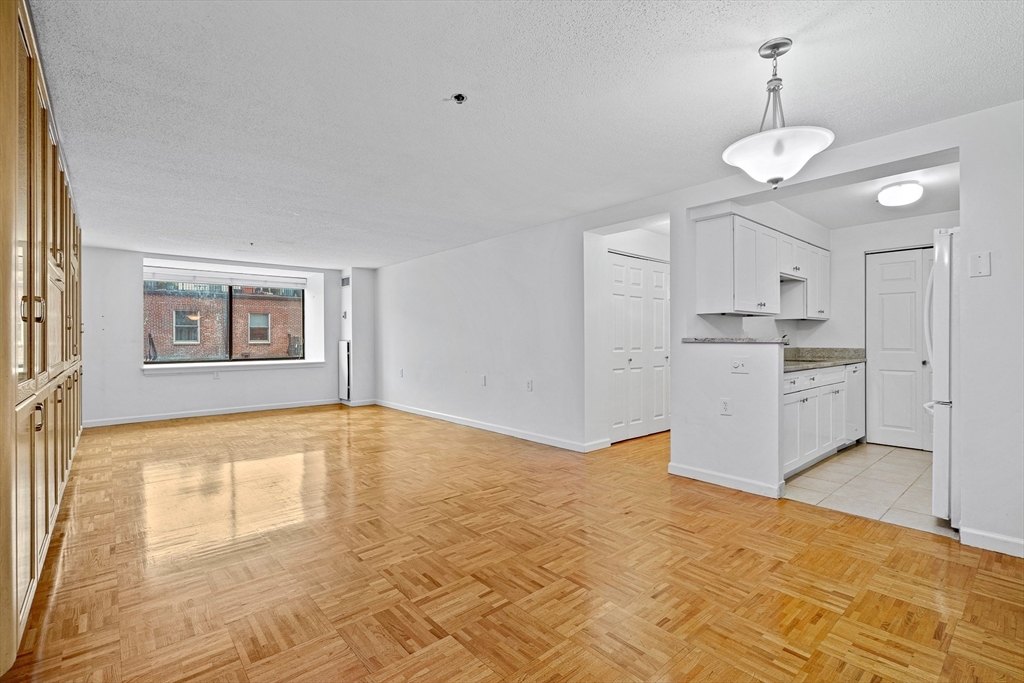 357 Commercial Street # 418