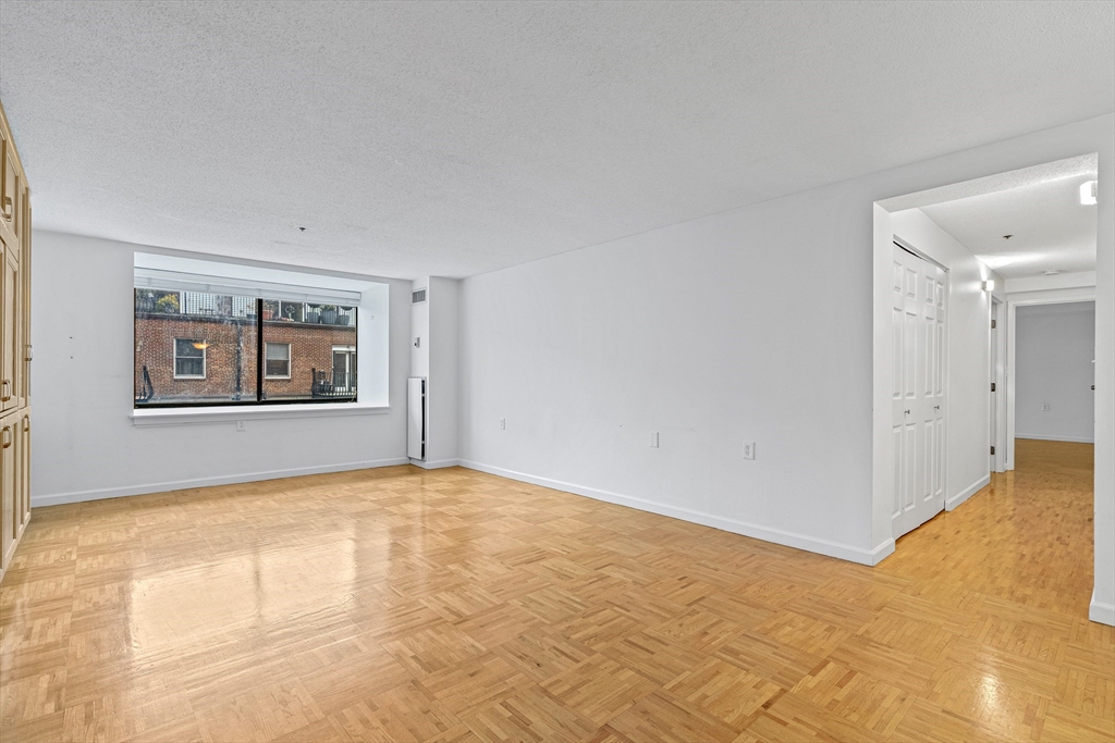 357 Commercial Street # 418