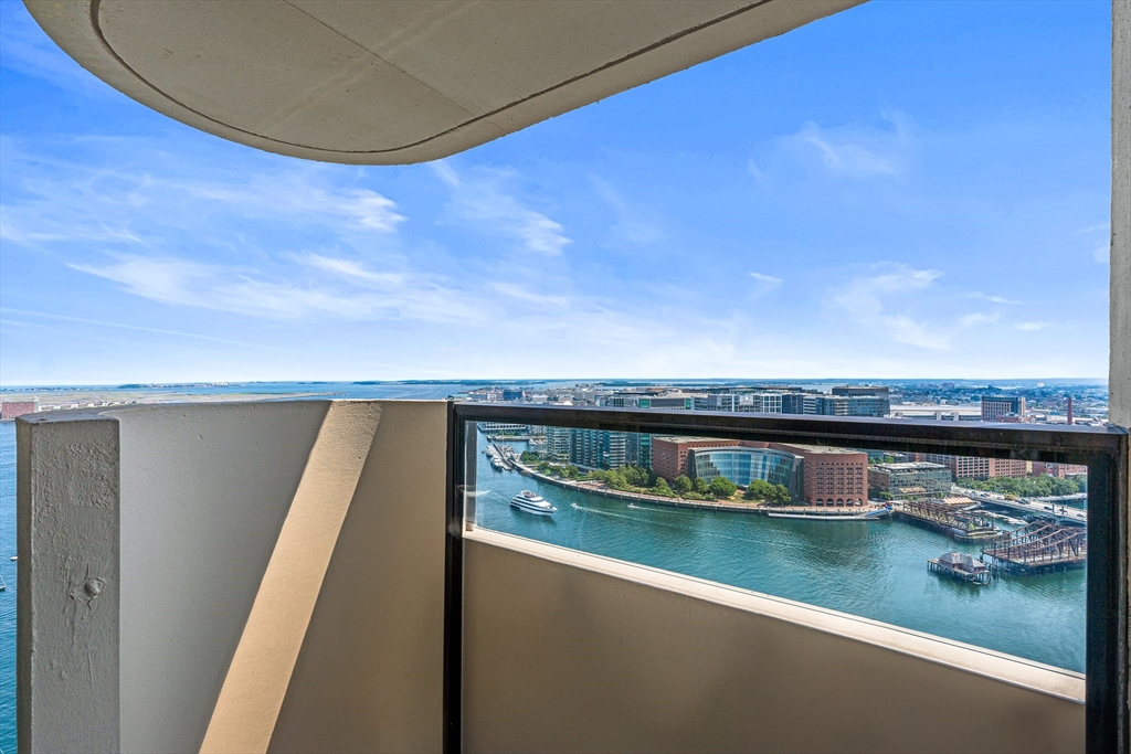 85 East India Row # 36C