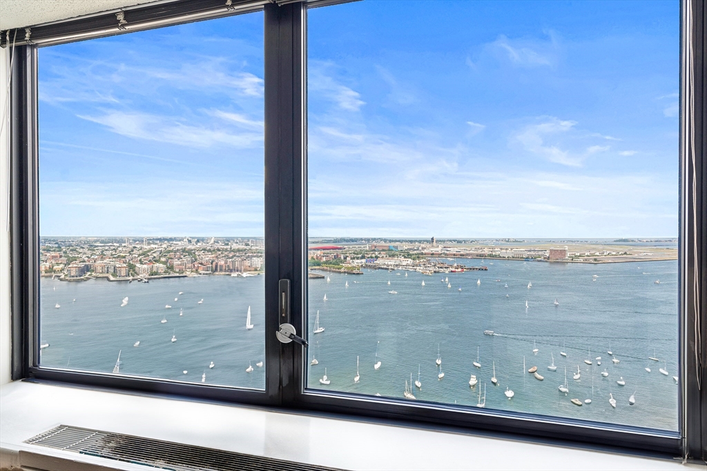 85 East India Row # 36C