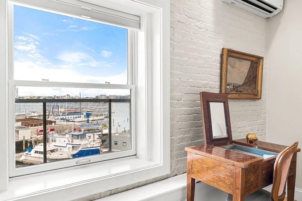 51 Commercial Wharf # 5