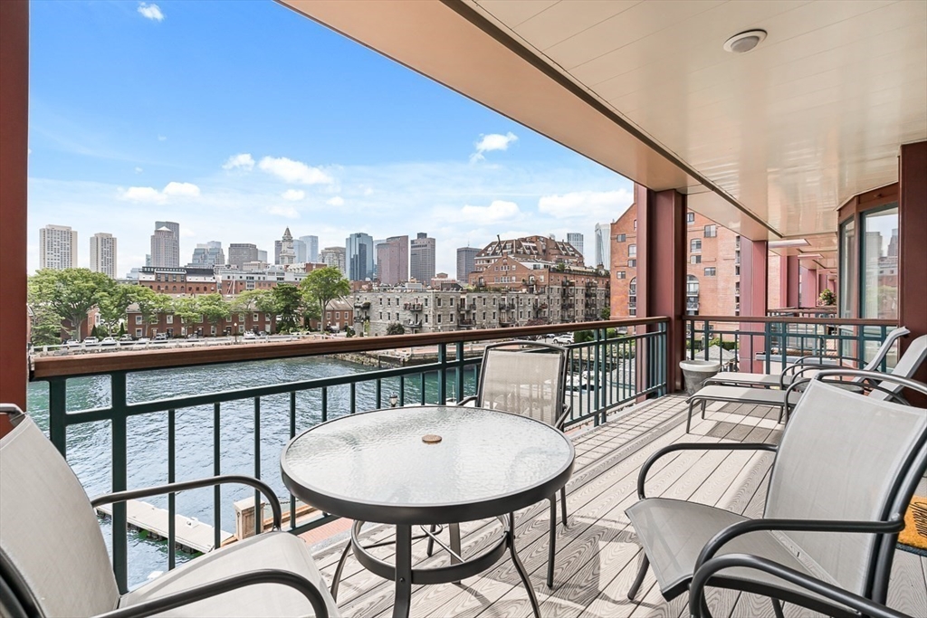 40 Battery St # 309