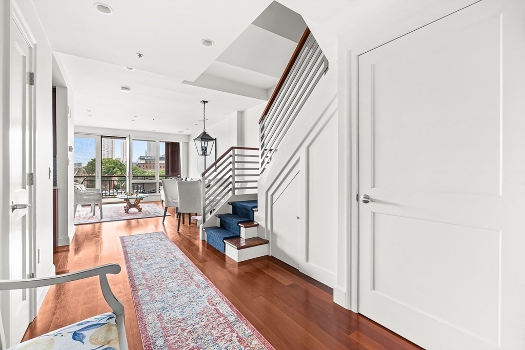40 Battery St # 309