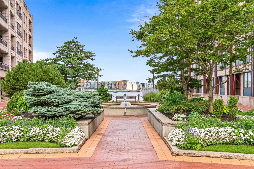 40 Battery St # 309
