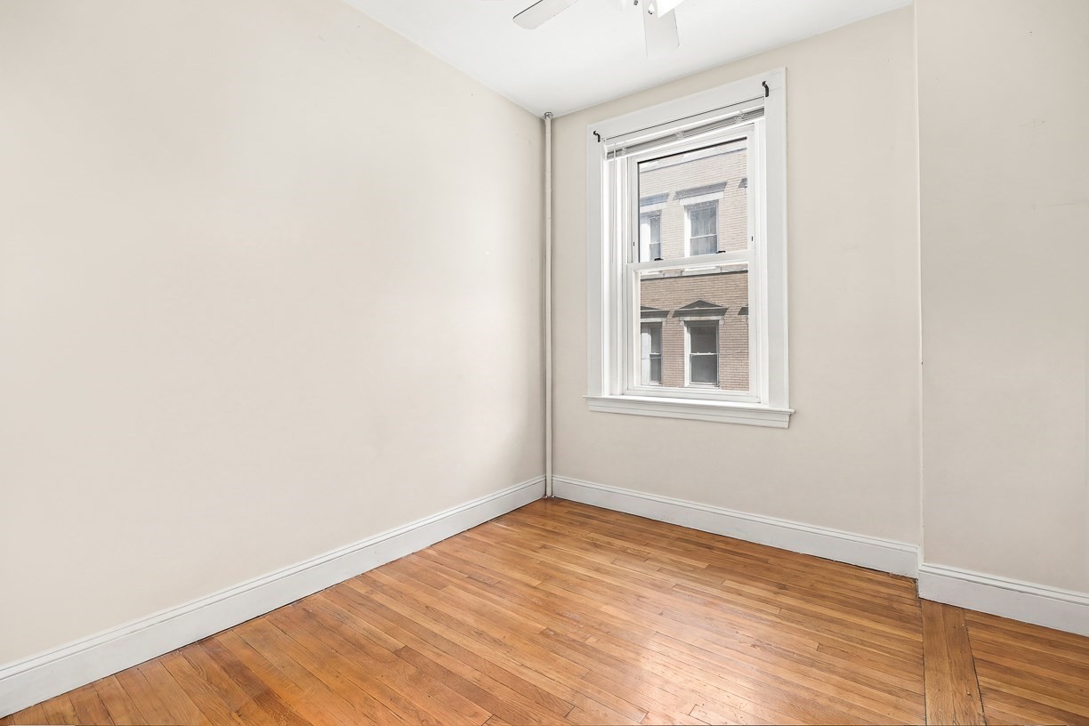 94 Prince Street. # 1 Unit: #1