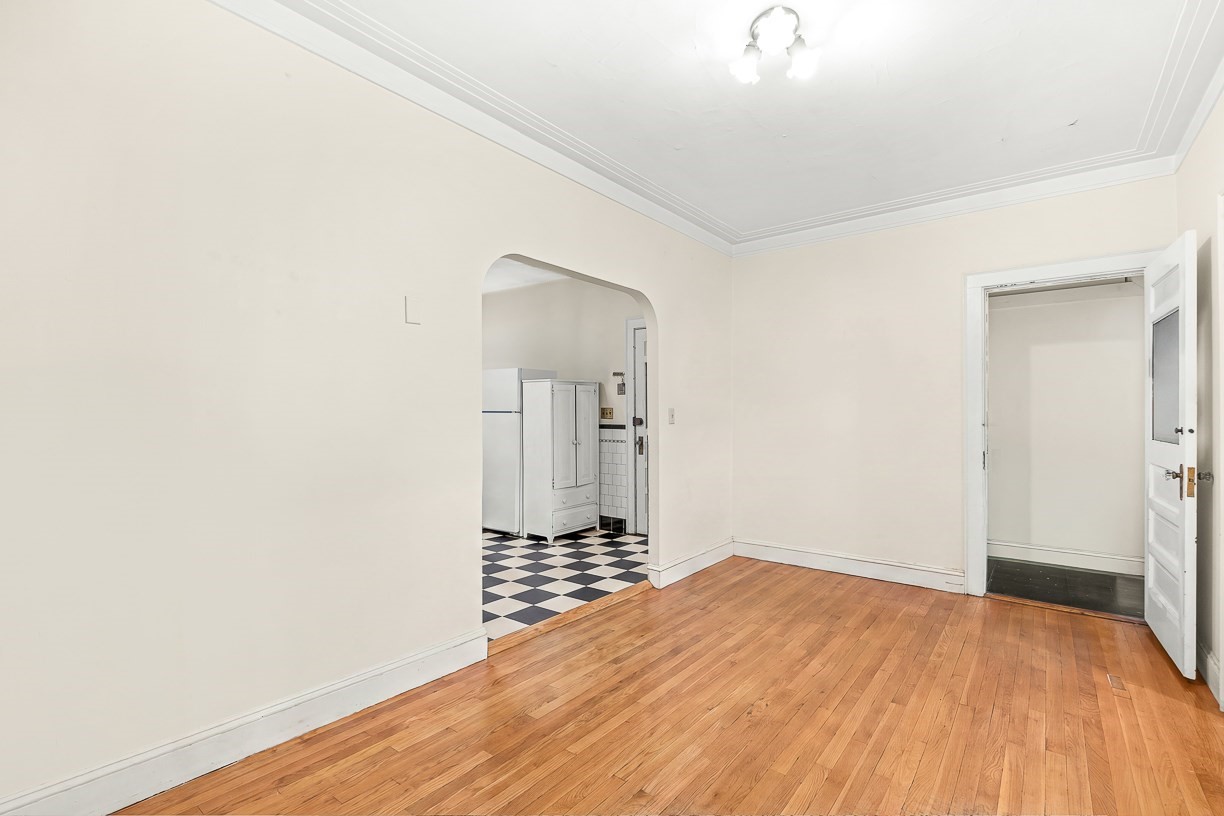 94 Prince Street. # 1 Unit: #1