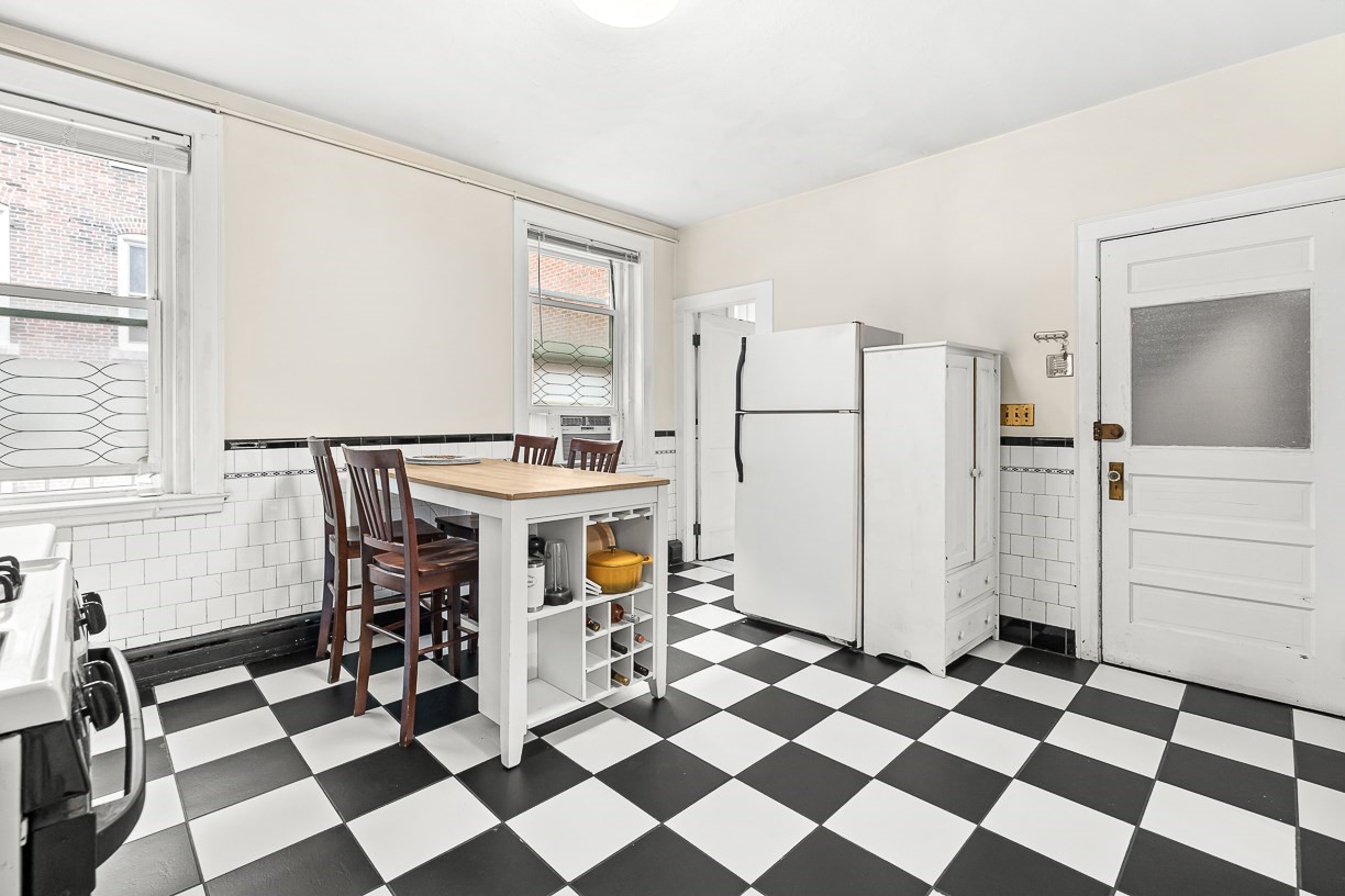 94 Prince Street. # 1 Unit: #1
