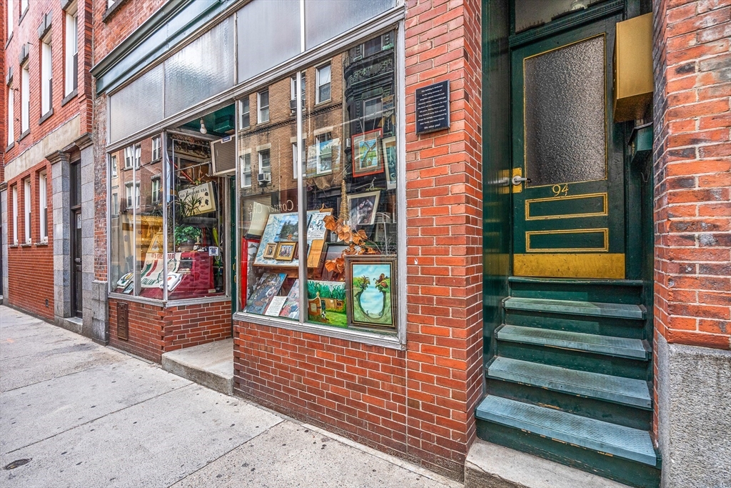 94 Prince Street. # 1 Unit: #1