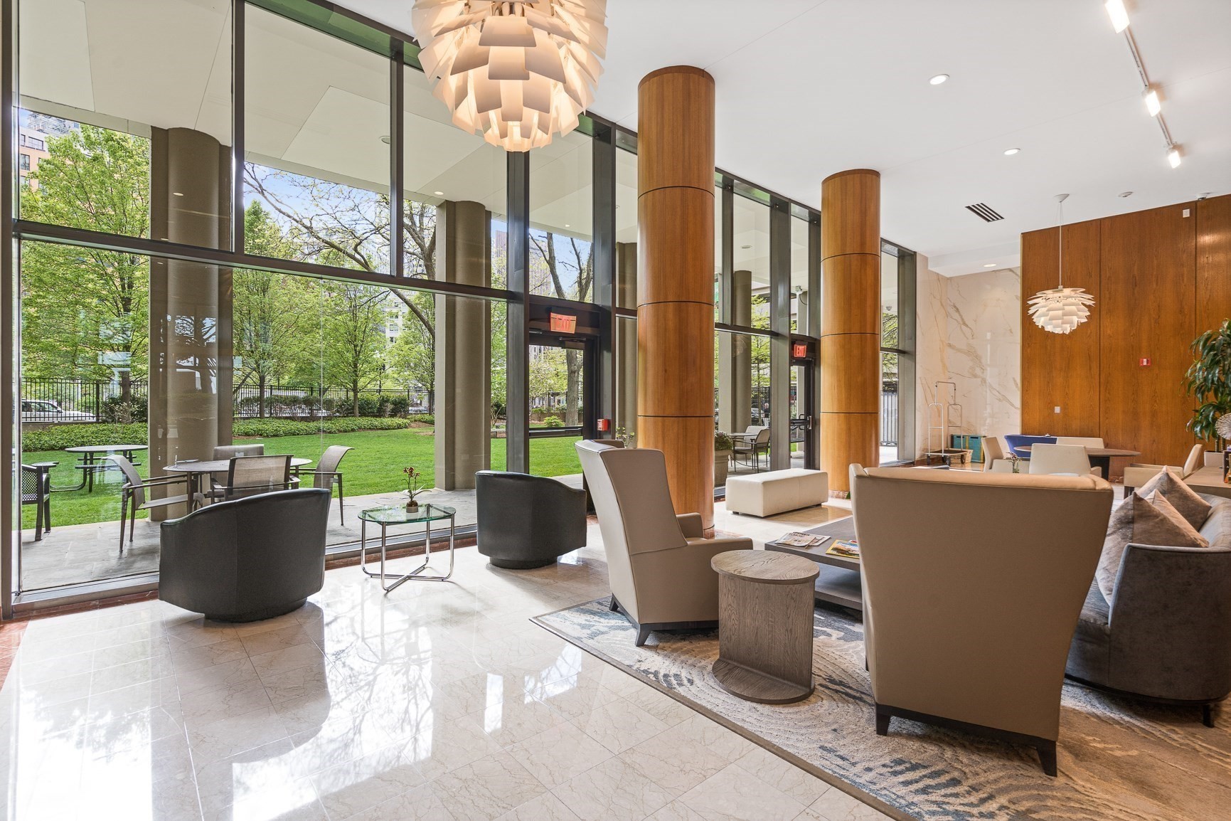 85 East India Row # 10H