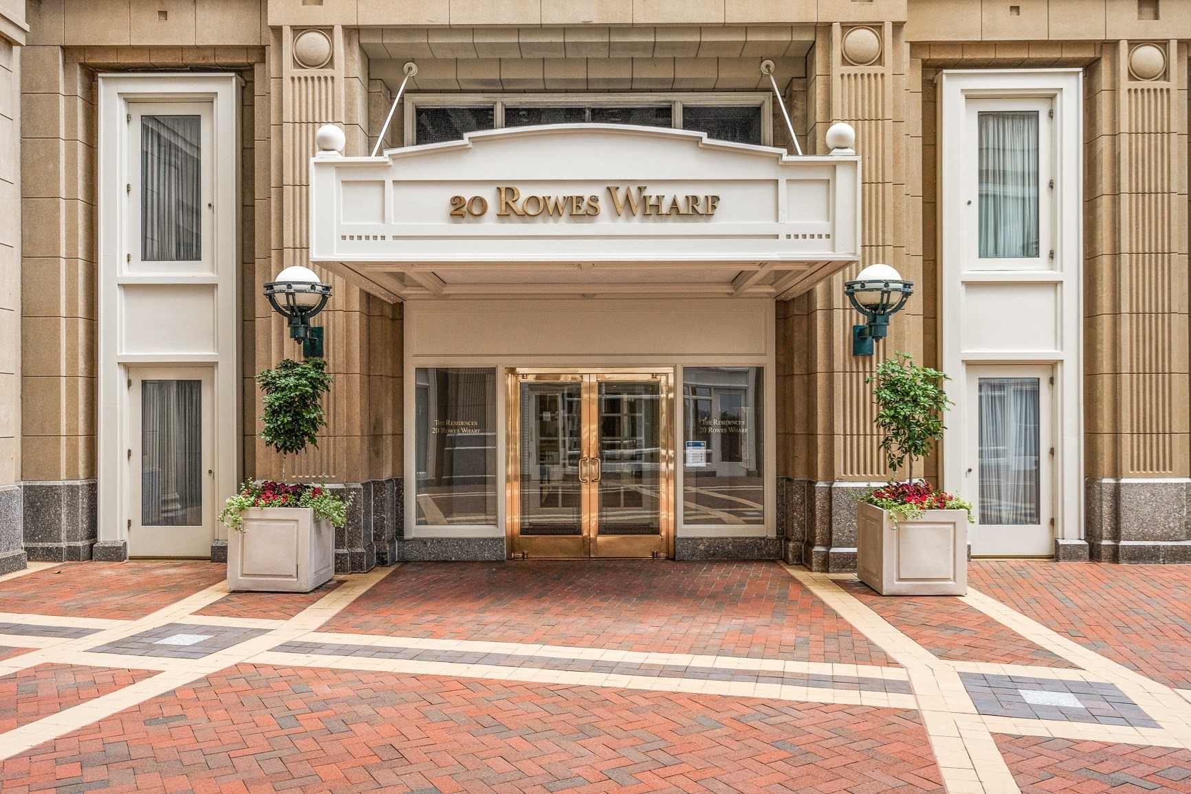 20 Rowes Wharf # 501