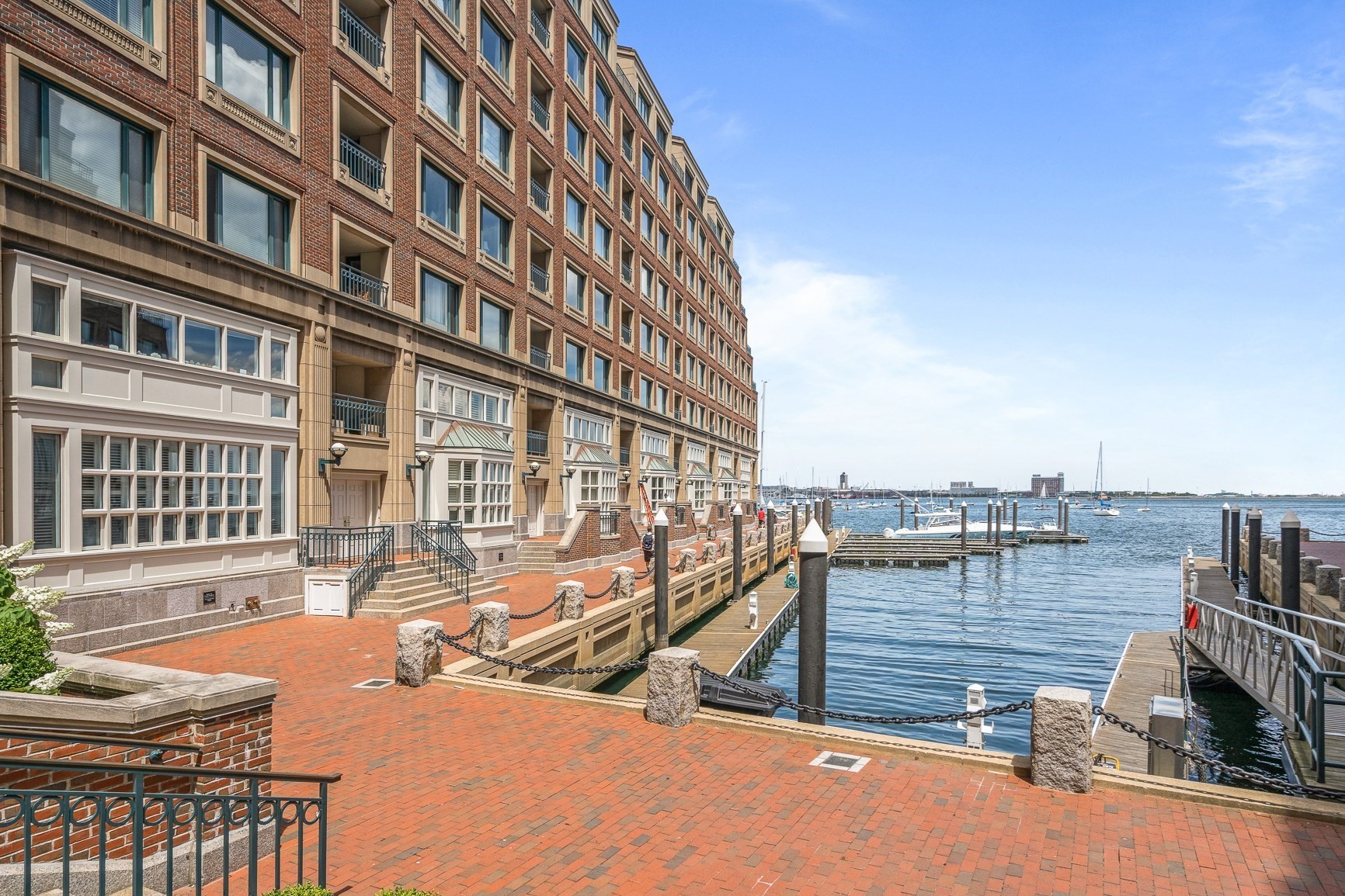 20 Rowes Wharf # 501