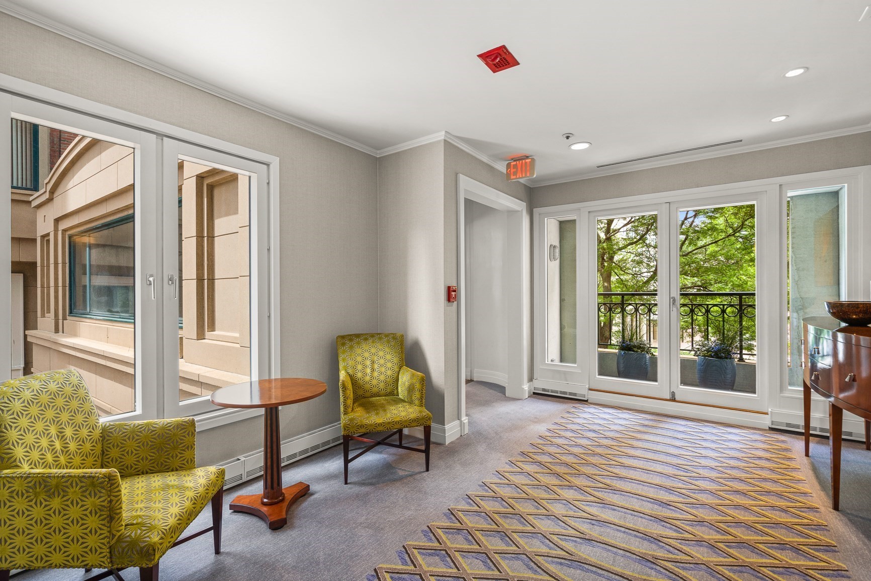 20 Rowes Wharf # 501