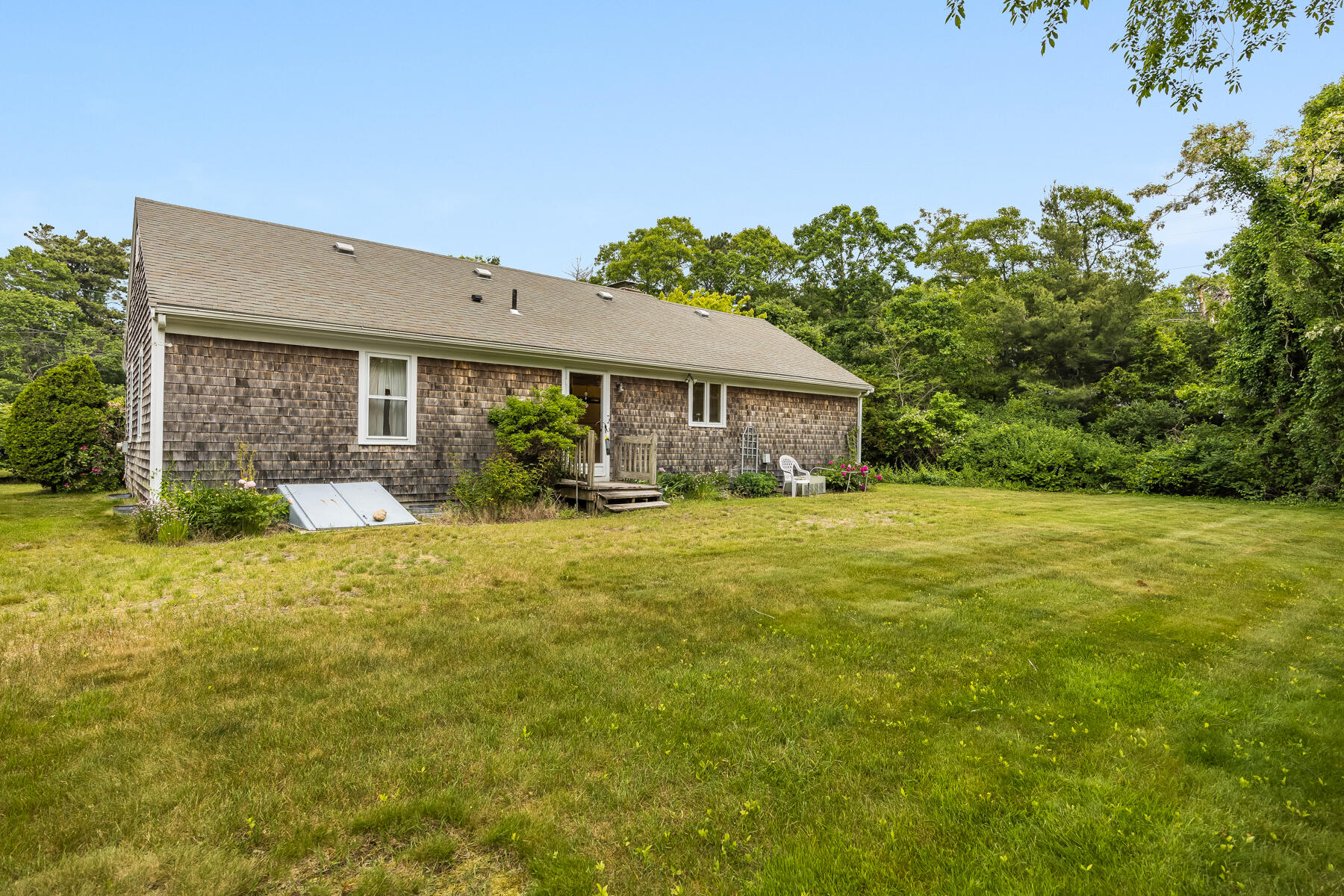 231 Knotty Pine Lane