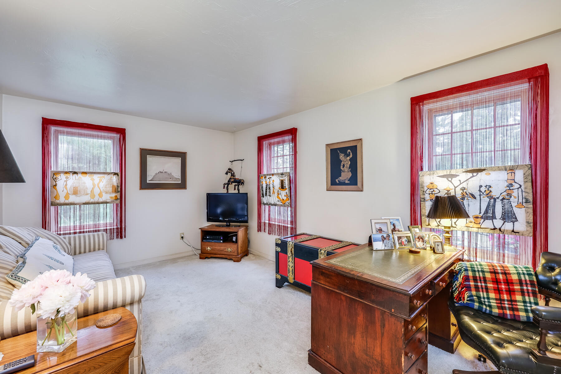 231 Knotty Pine Lane